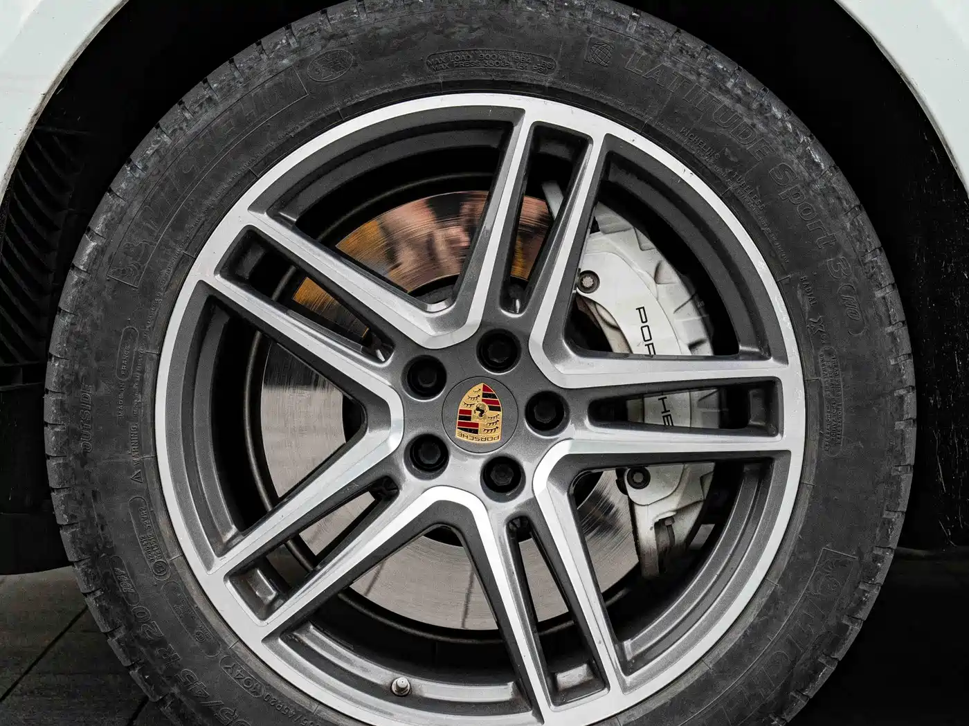 Photo 6 - Porsche Macan