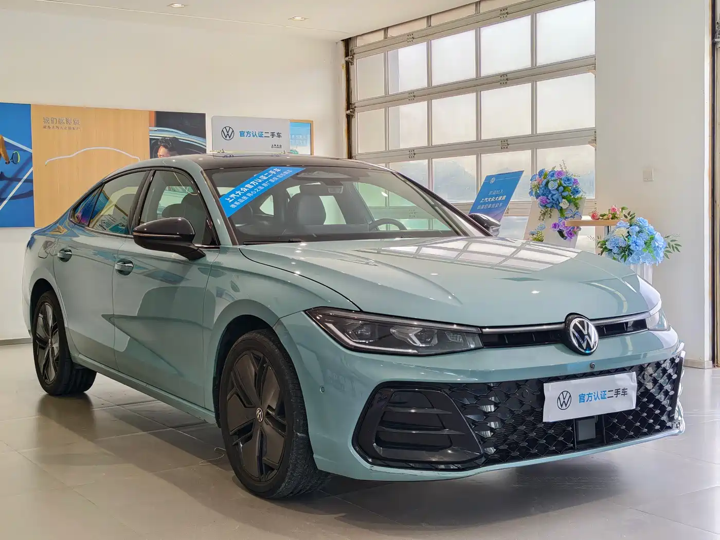 Volkswagen Passat 2025 Model Pro 380TSI Starlight Dragon Premium Edition фото 3