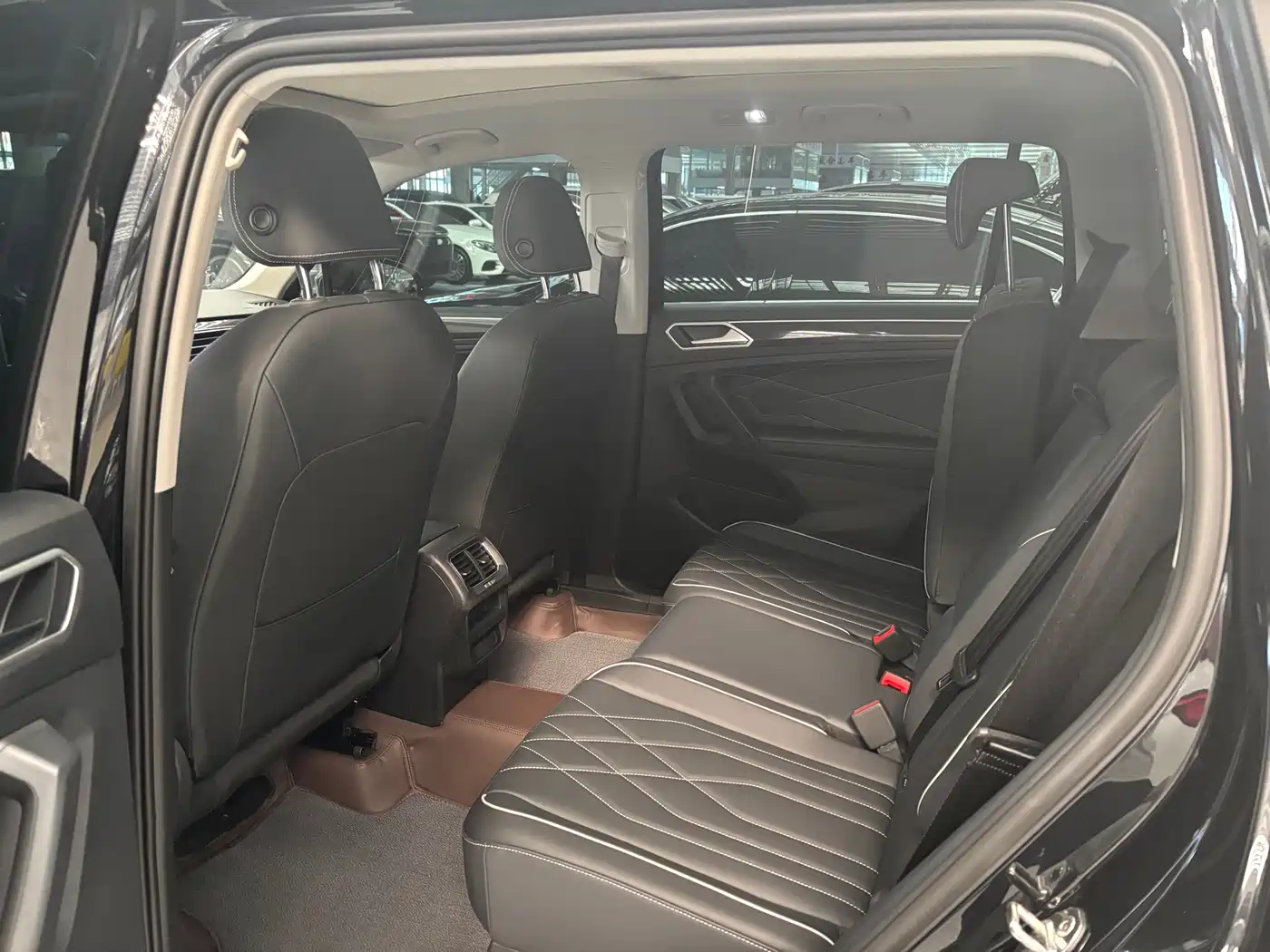 Volkswagen Tiguan, миниатюра 6