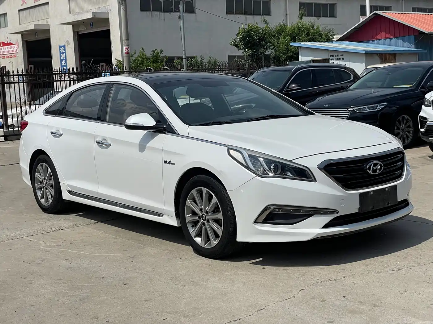 Hyundai Sonata 2015 1.6T GLS Smart фото 3