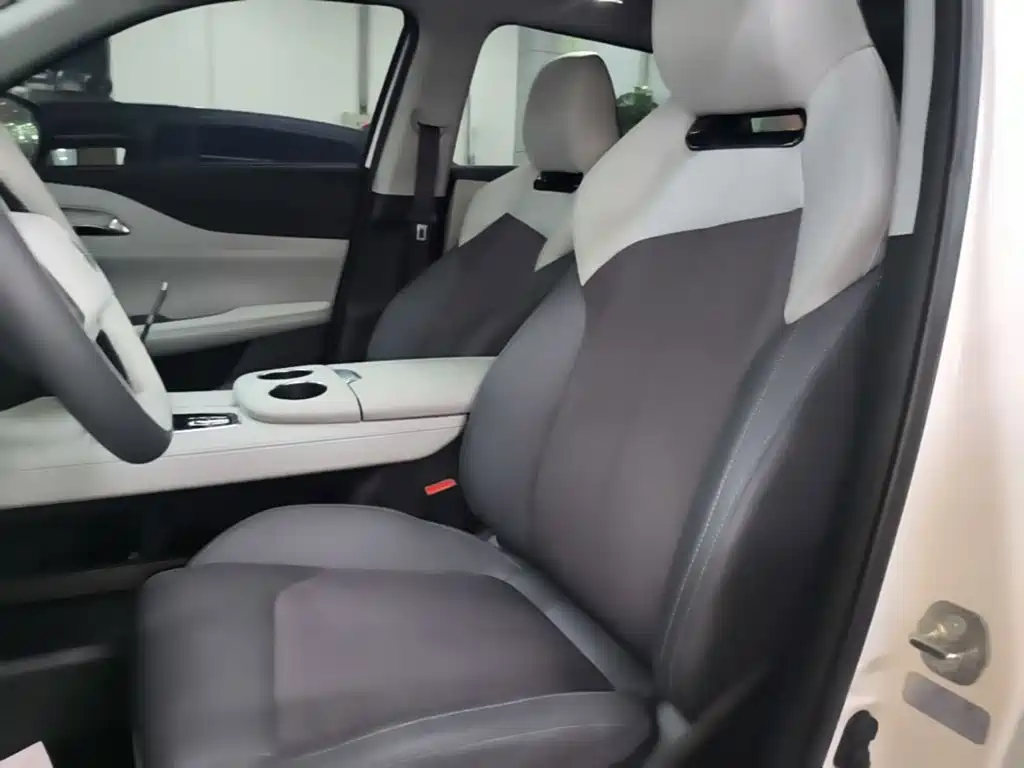 Changan UNI-Z 2025 2025 1.5T Luxury Edition