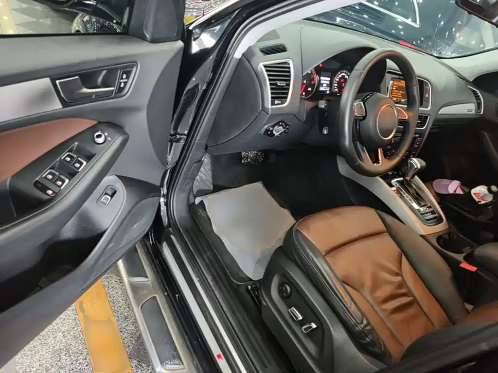 Audi Q5 2018 2017 Plus 40 TFSI Progressive