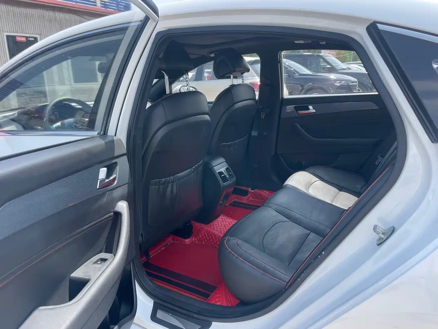Hyundai Sonata 2015 1.6T GLS Smart фото 7