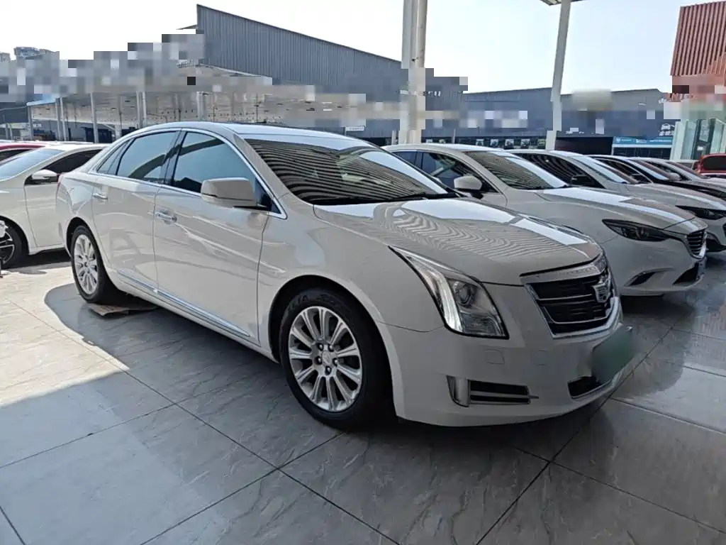 Photo 4 - Cadillac XTS
