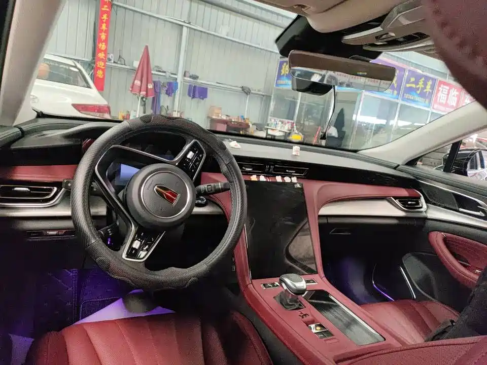 Hongqi H5 2024 1.5T DCT Smart Connect Flag Rhythm Edition фото 3