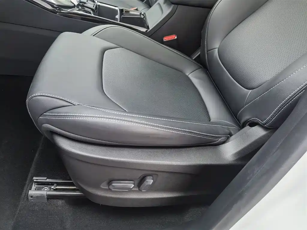 SAIC MAXUS CHASE G50