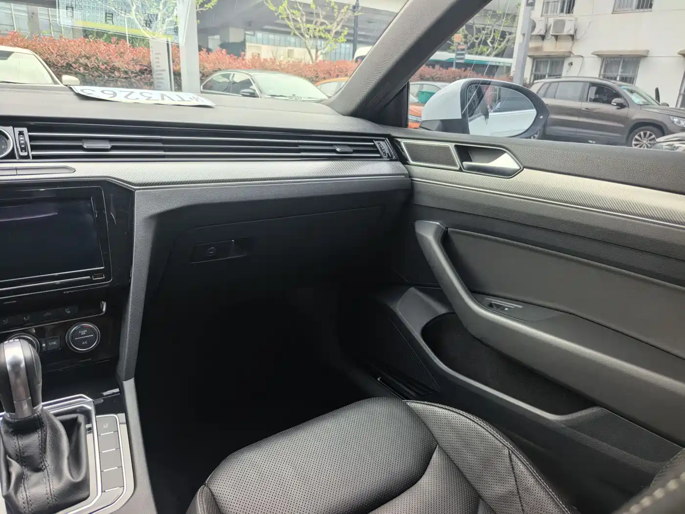 Volkswagen FAW-Volkswagen CC 2019 330TSI Charm Edition China VI фото 9