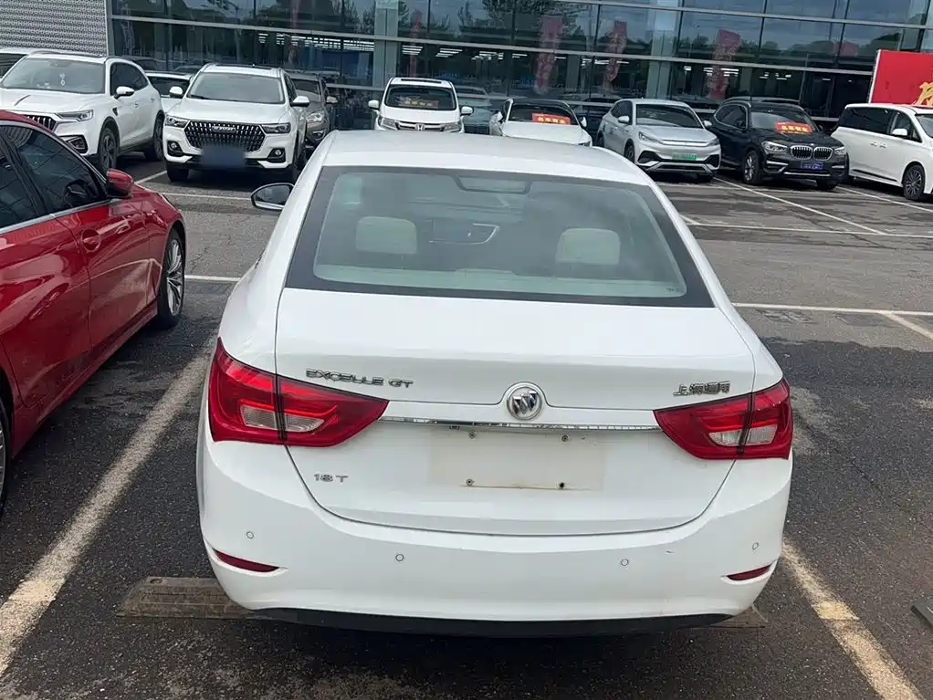 Buick Excelle 2015 18T Dual-Clutch Elite фото 9