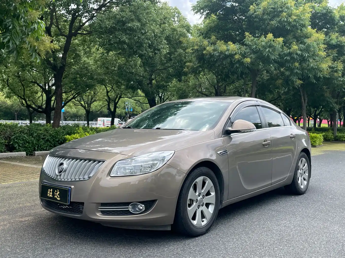 Buick Regal 2012 Model 2.0L Comfort