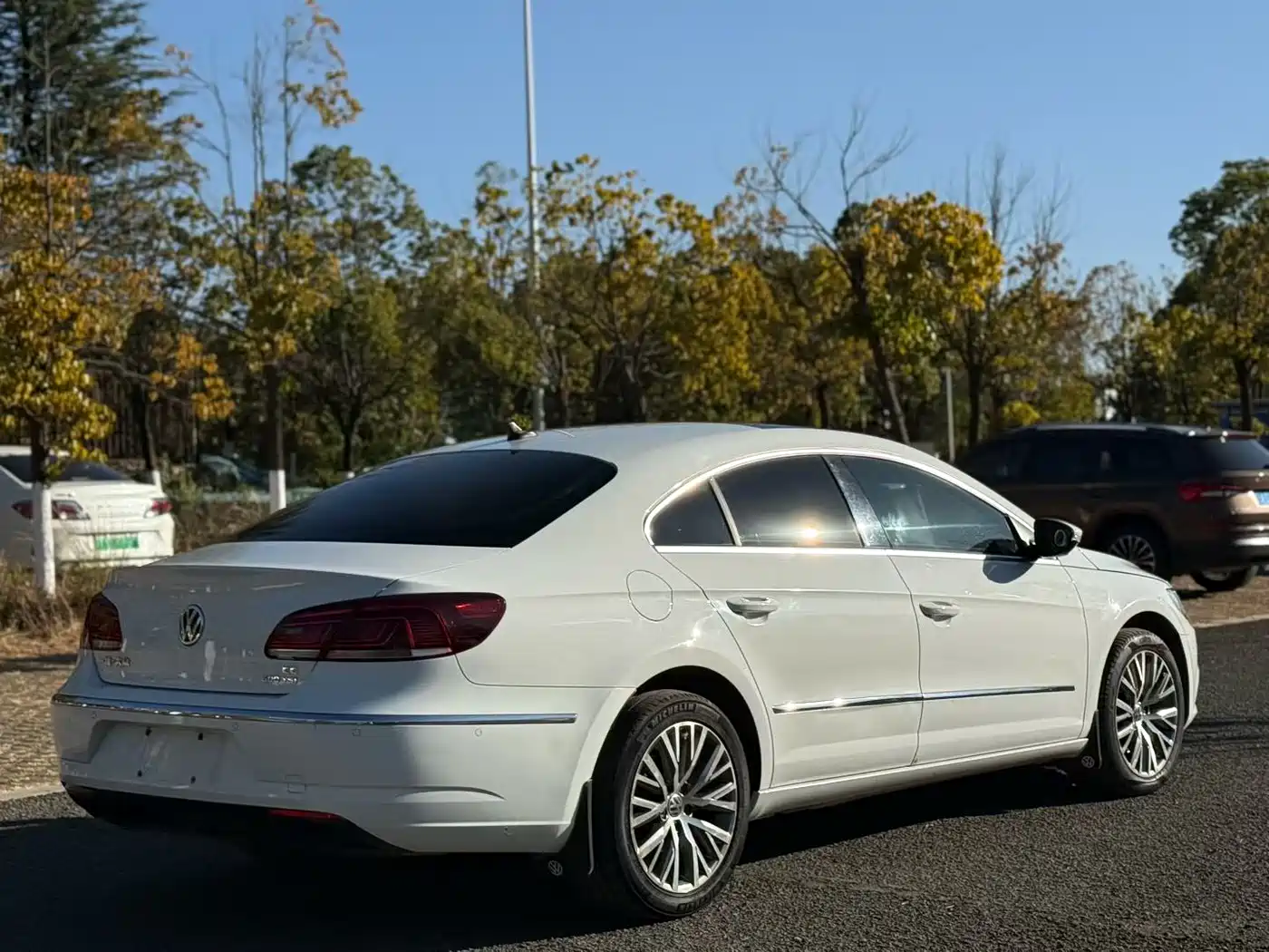 Volkswagen FAW-Volkswagen CC 2016 Model 1.8TSI Luxury фото 17
