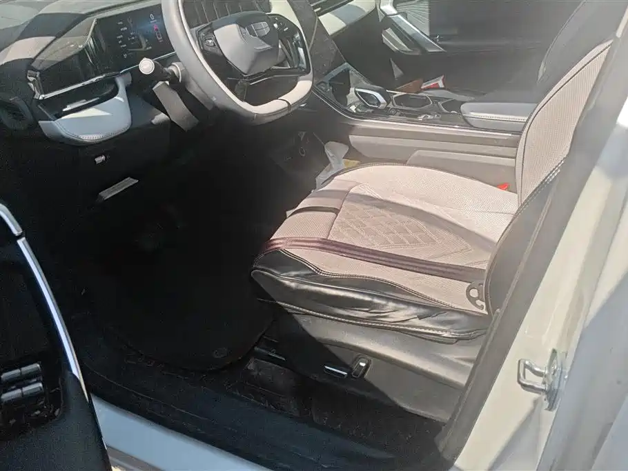 GEELY AUTOMOBILE BOYUE L