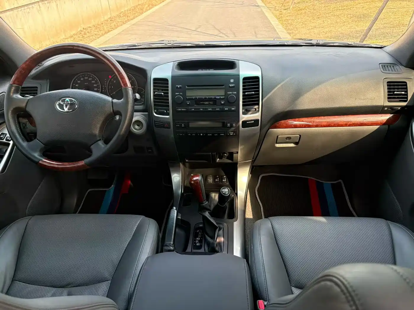 Toyota Prado 2005 4.0L Automatic GX Sport DVD Edition фото 8
