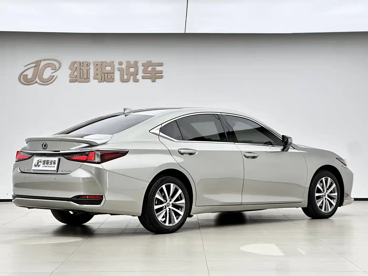 Lexus ES 2020 200 Excellence фото 5