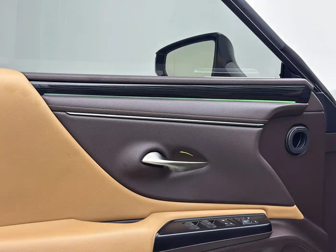 Lexus ES 2020 200 Excellence фото 13