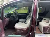 Фото 11 - Buick GL8