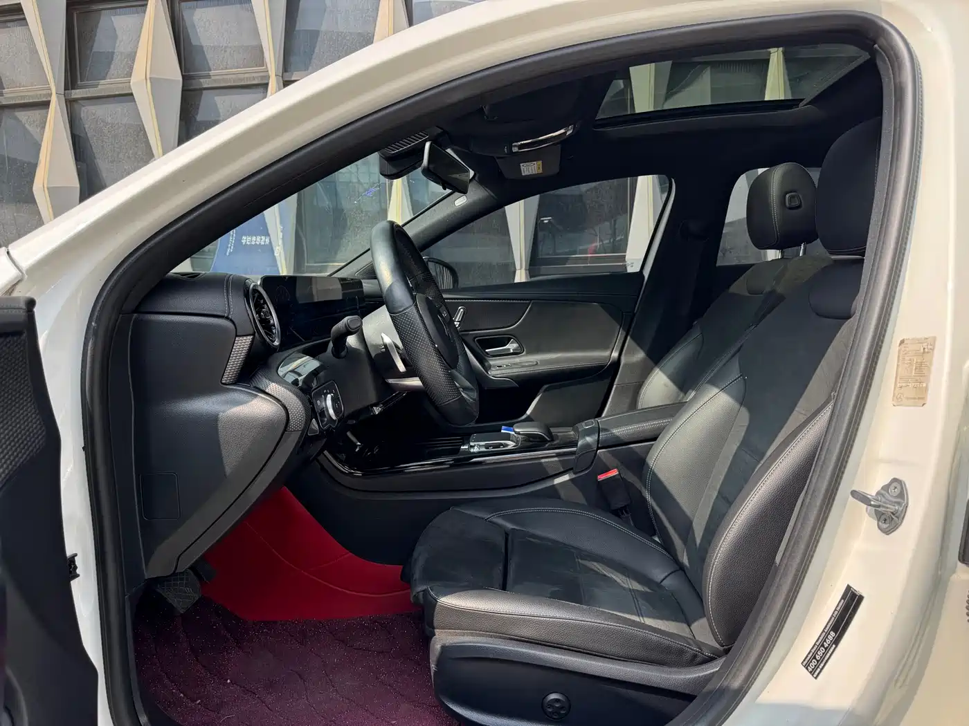 Mercedes-Benz A-Class 2019 A 200 L Sport Sedan фото 5