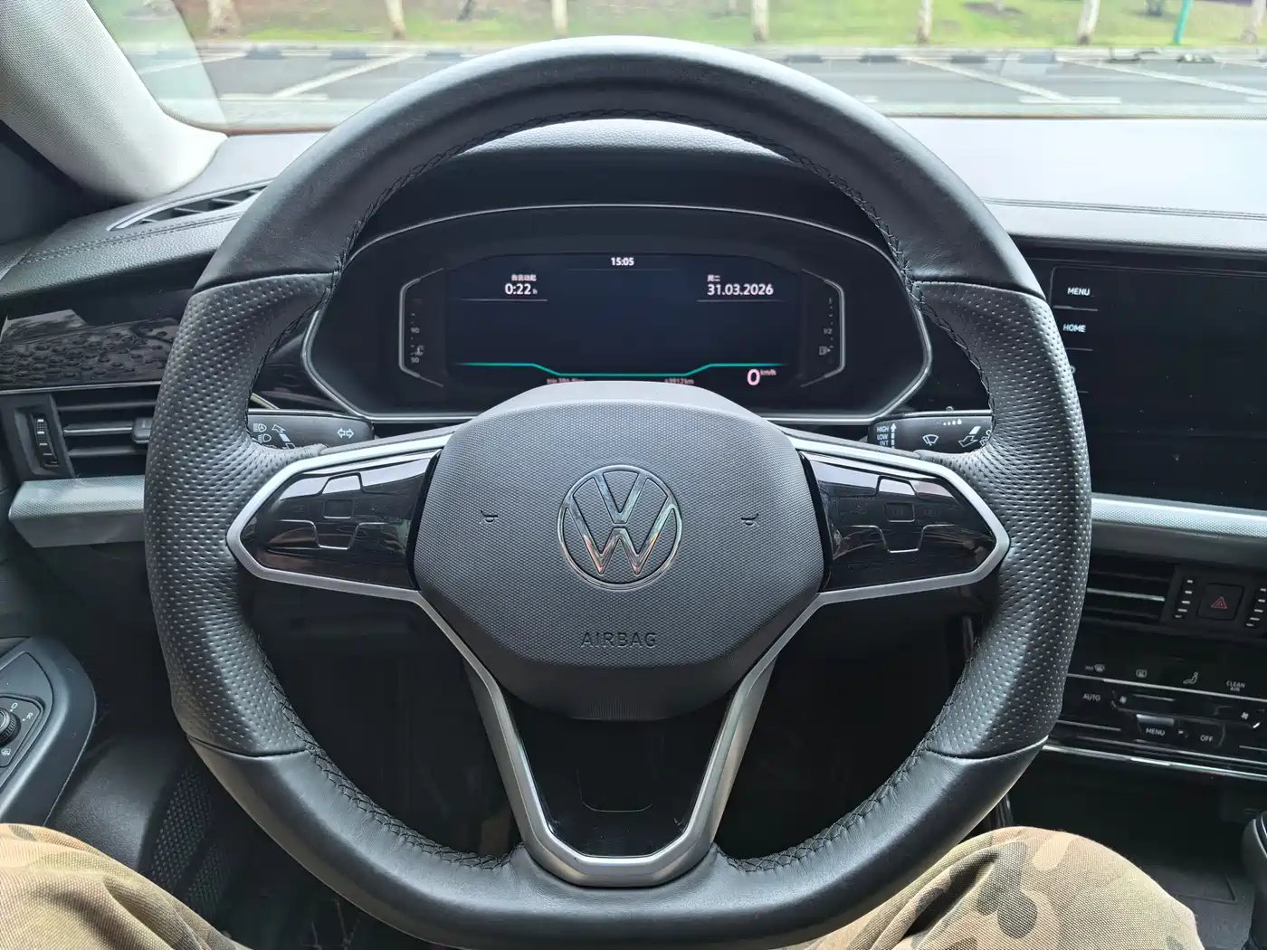 Volkswagen Passat 2023 330TSI Luxury Edition фото 15