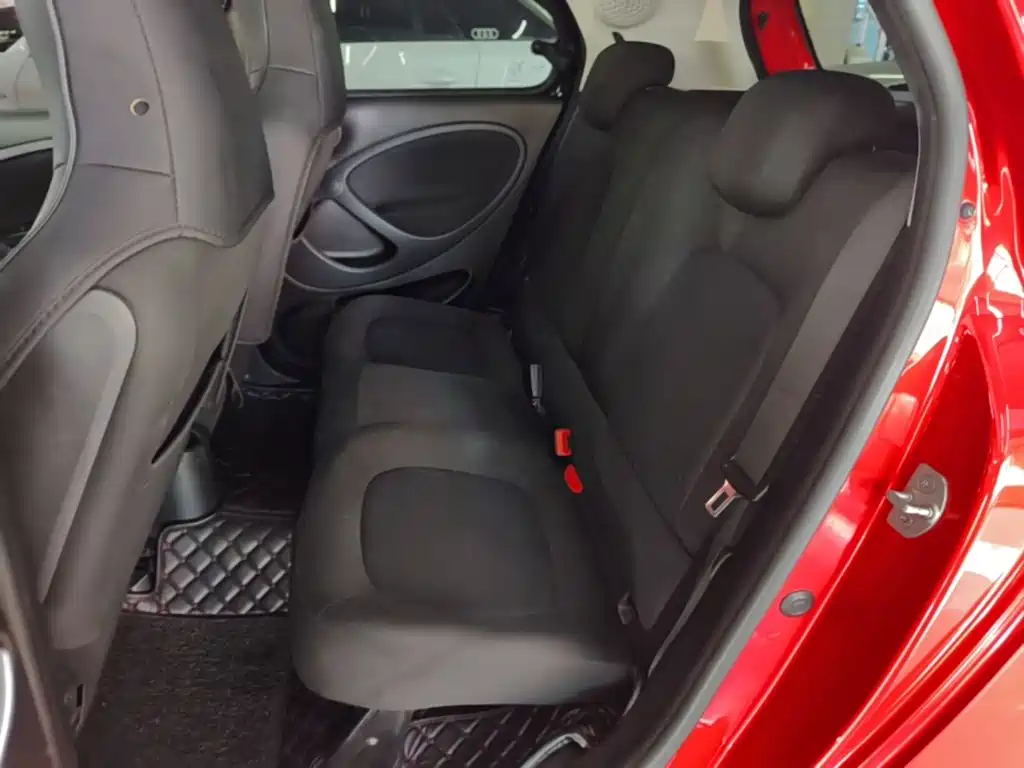 smart forfour 2018 2018 1.0L 52kW Passion Edition
