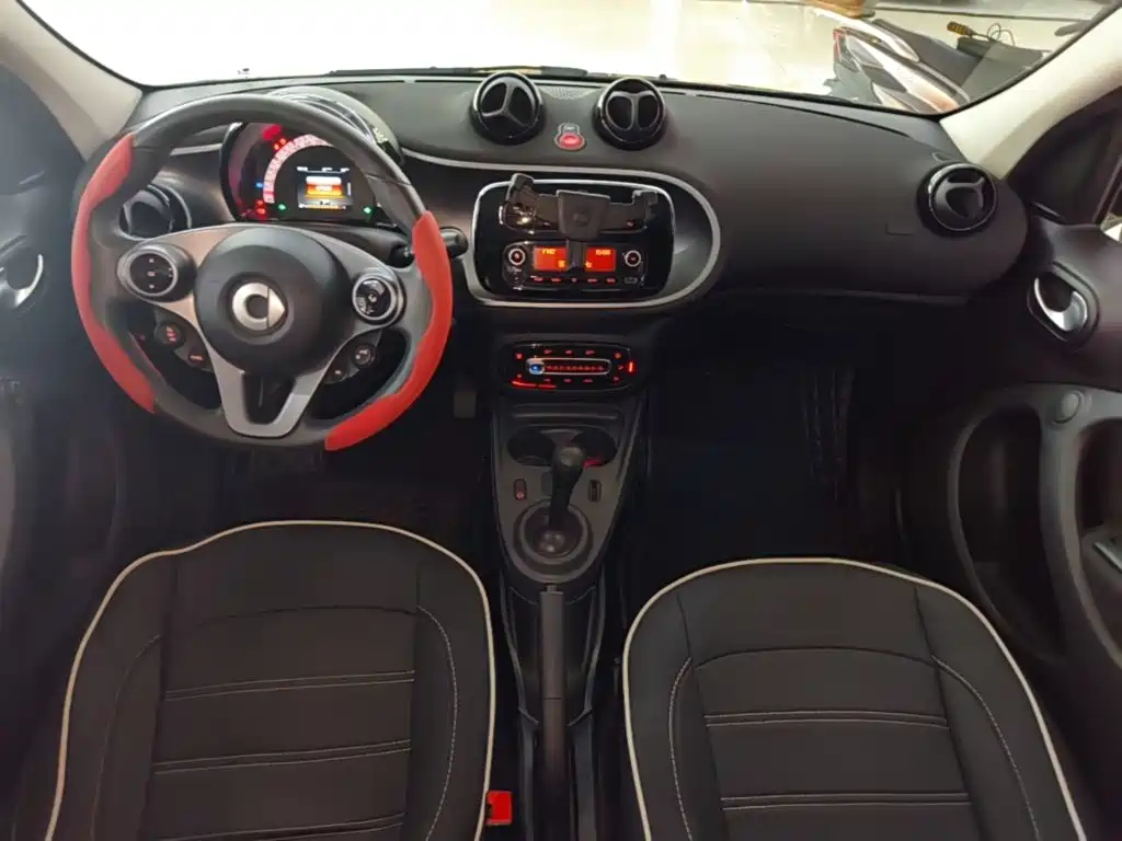 smart forfour 2018 2018 1.0L 52kW Passion Edition