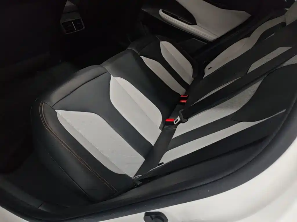 Changan UNI-V iDD 2026 2024 Blue Whale Smart iDD 136km Smart Cool