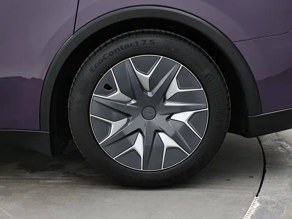 Tesla Model Y L 2026 2025 Facelift Long Range AWD