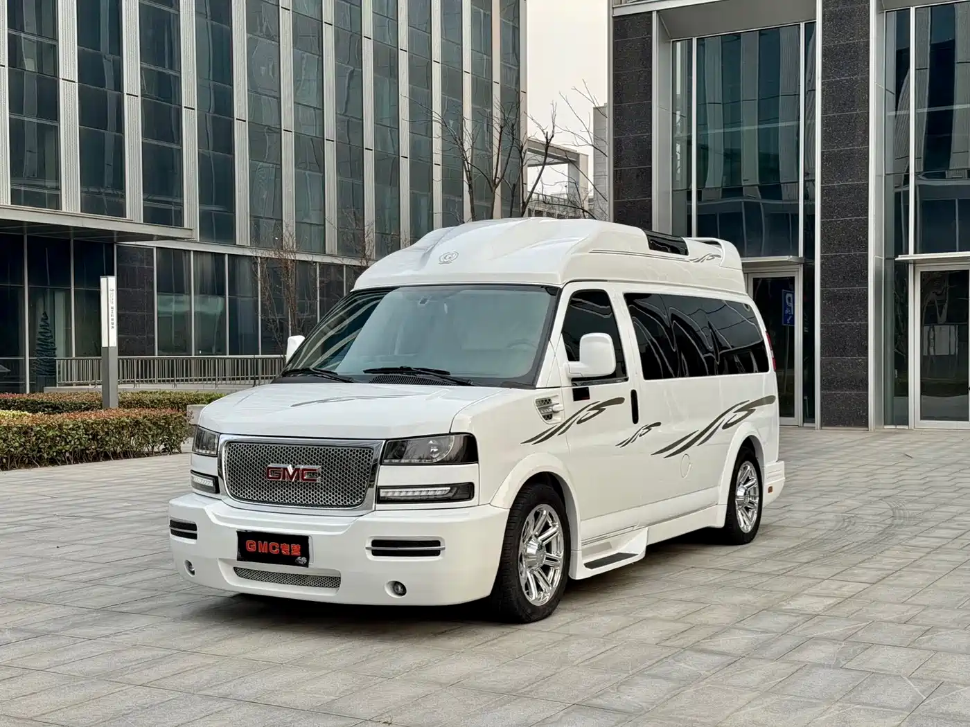 GMC Savana 2016 2016 5.3L G660S 4WD Elegance Collector's Edition