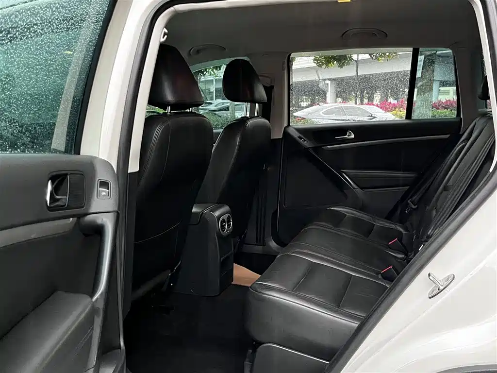 Volkswagen Tiguan 2013 1.8TSI Auto 2WD Comfort Edition фото 10