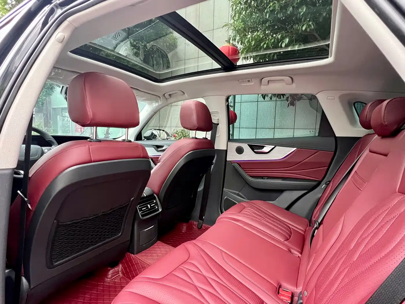 Hongqi HS5 2025 2.0T 2WD Mystic Shadow Edition фото 15