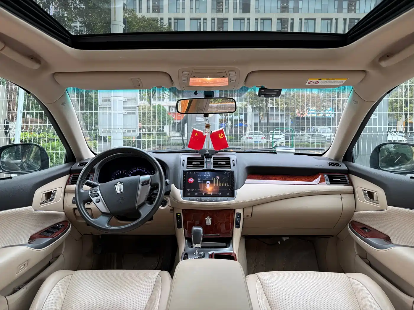 Toyota Crown 2012 2.5L Royal Leather Edition фото 11