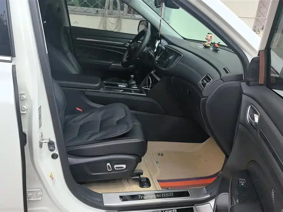 GAC Trumpchi Trumpchi GS8 2020 Model 390T FWD Luxury Smart Connect (7-seater) фото 8