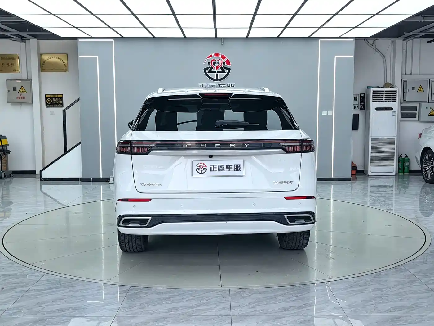 Photo 15 - Chery Tiggo 9