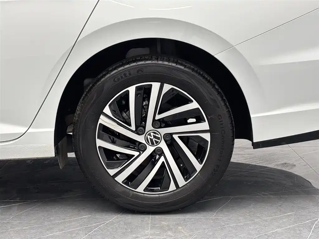 Volkswagen Lavida 2024 Model 300TSI DSG Starlight Leading Edition фото 24