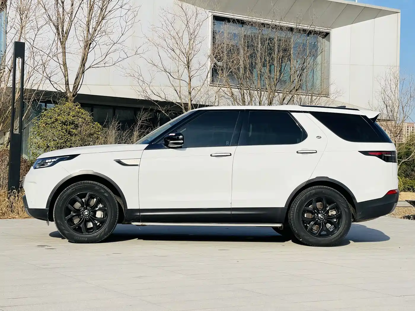 Land Rover Discovery 2020 3.0 SC V6 SE фото 17