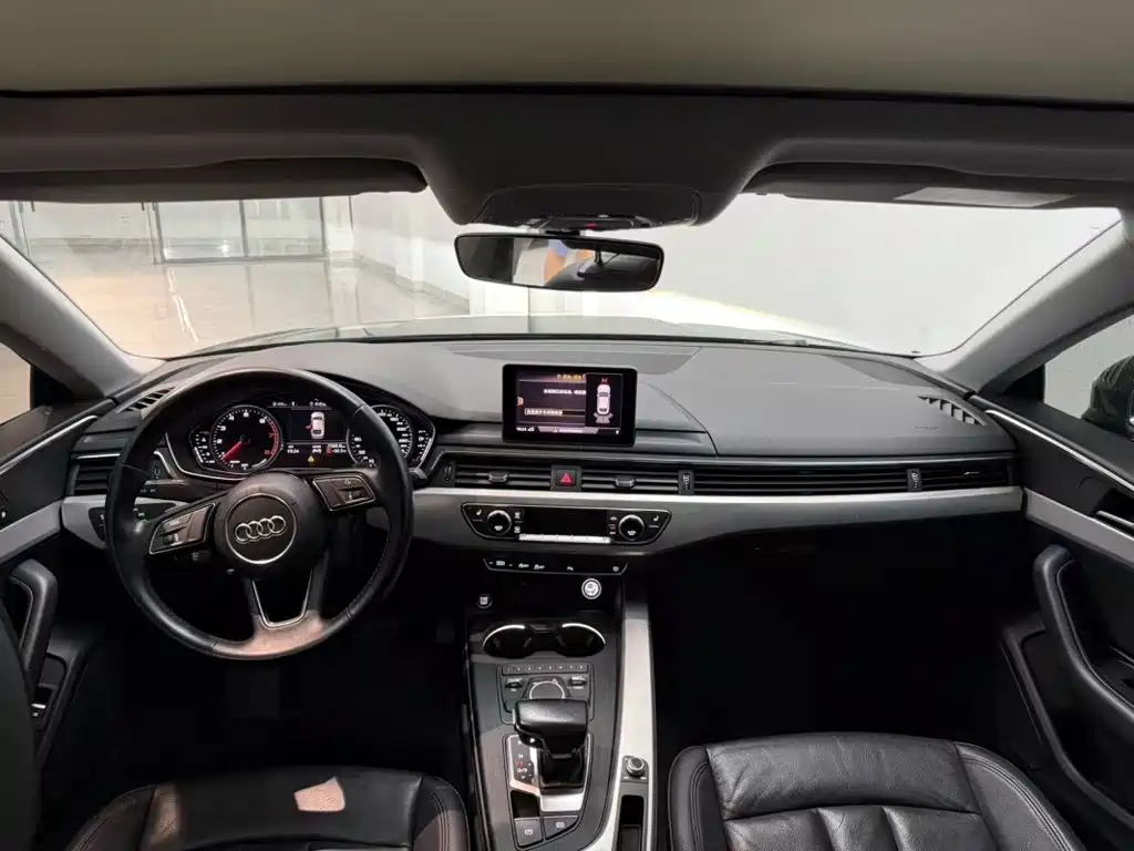 Фото 5 - Audi A5 (Import)