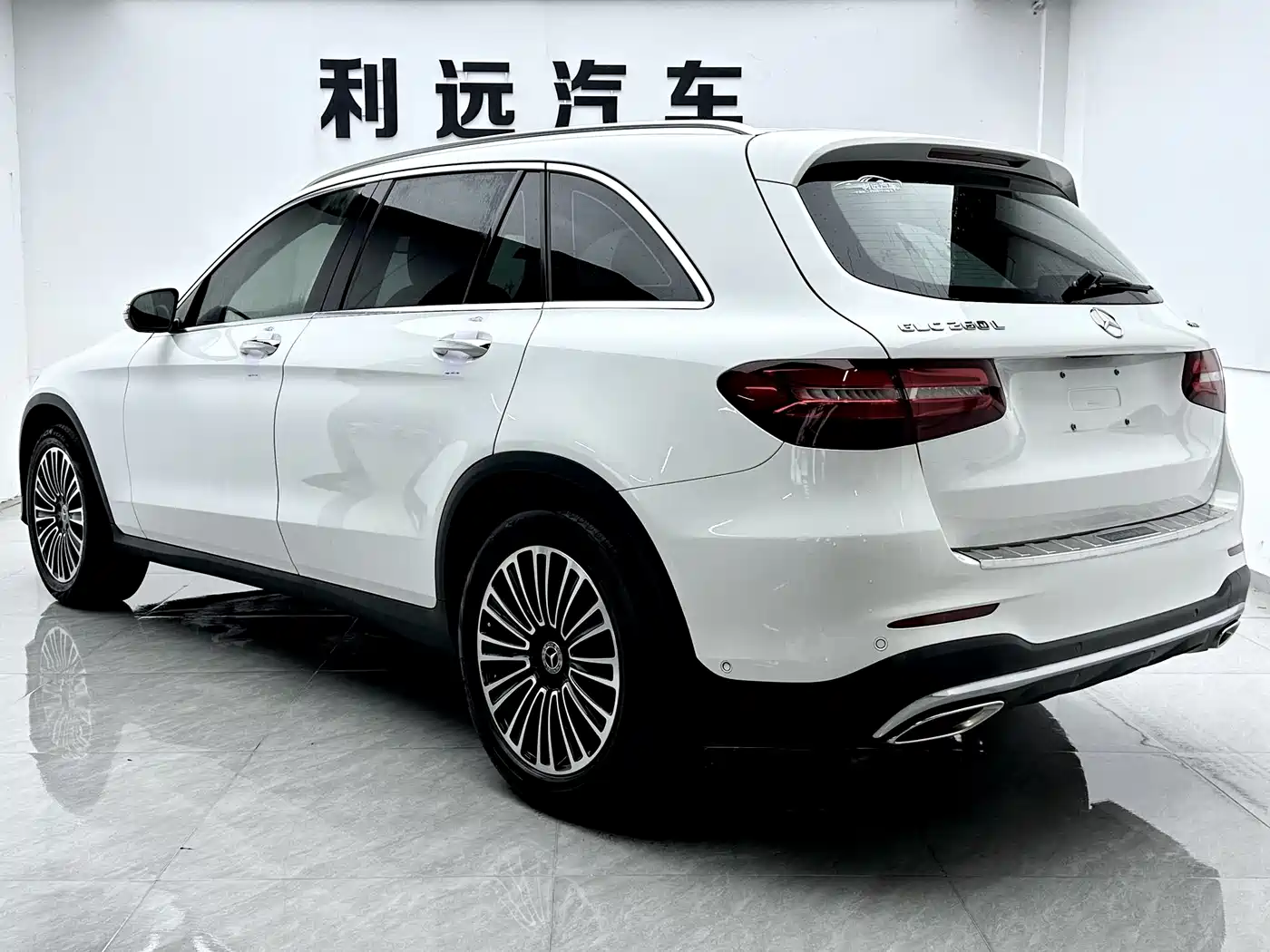 Mercedes-Benz GLC 2019 GLC 260 4MATIC Dynamic фото 17