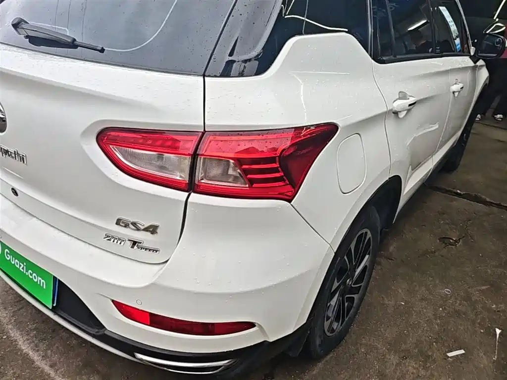 GAC Trumpchi Trumpchi GS4 2017 200T G-DCT 2WD Elite фото 8