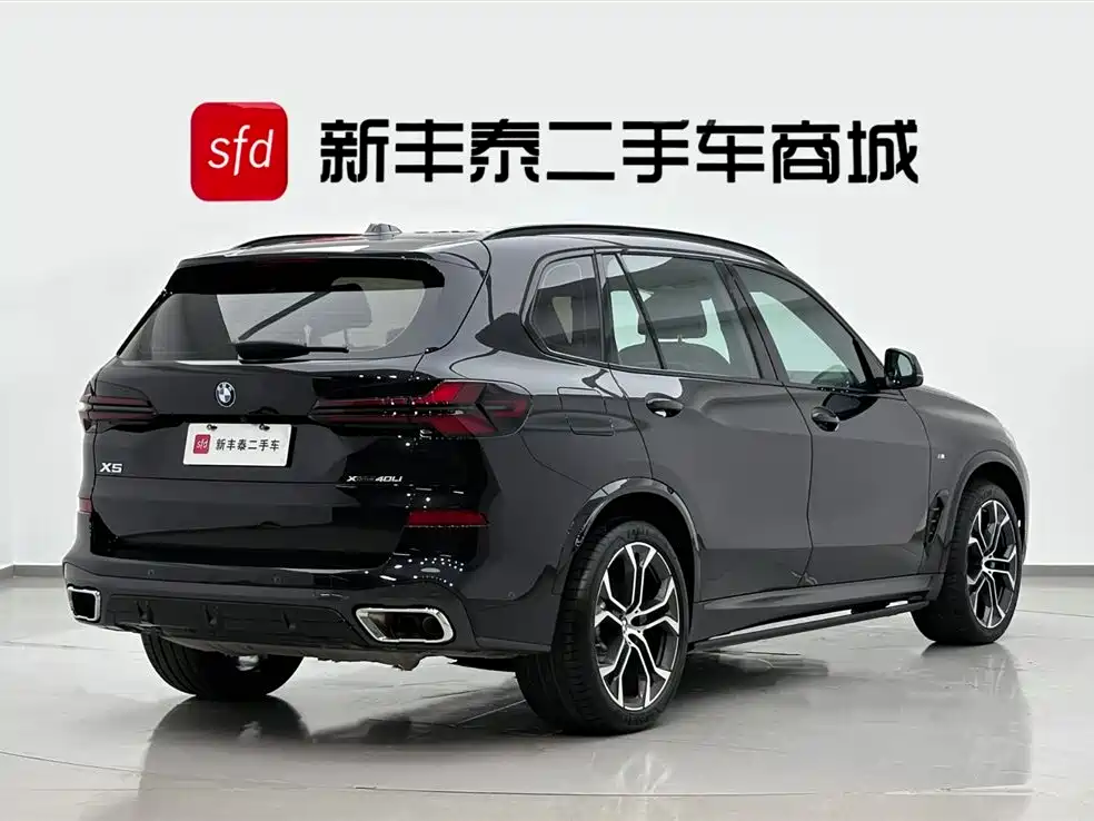 BMW X5 2026 xDrive 40Li M Sport Night Edition Package фото 5