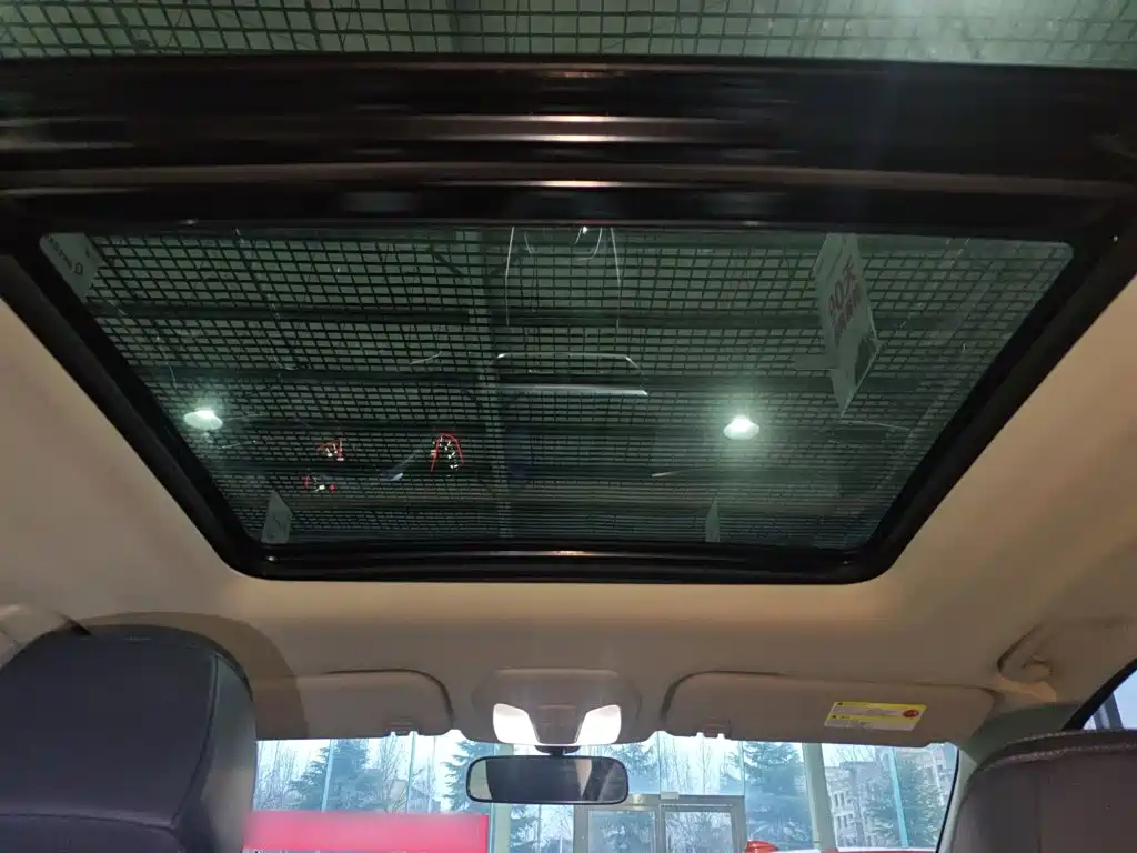 SAIC Maxus Maxus G50 2019 2019 1.5T Automatic Luxury Edition China VI