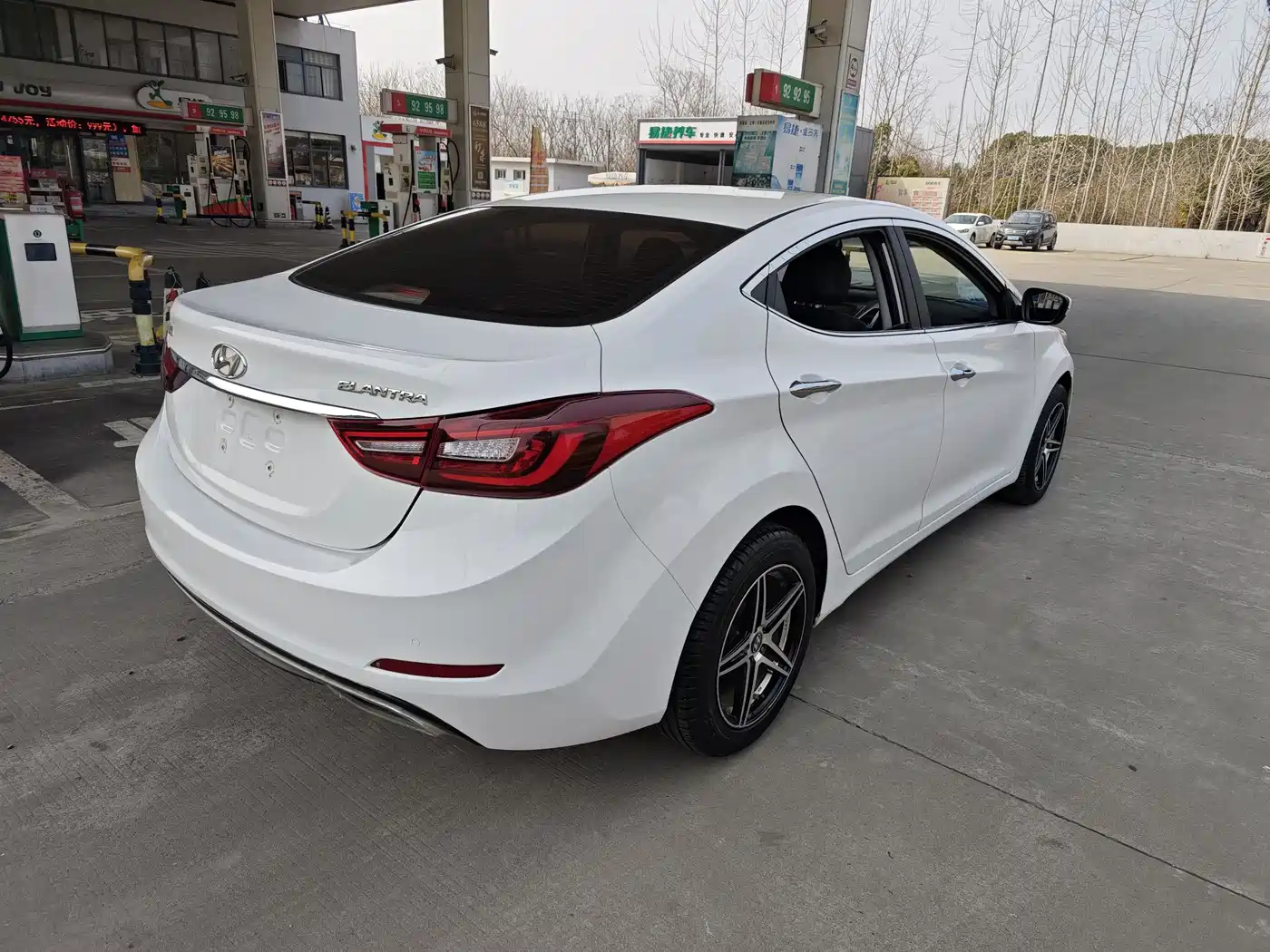 Hyundai Langdong 2016 1.6L Automatic Premium Edition фото 7