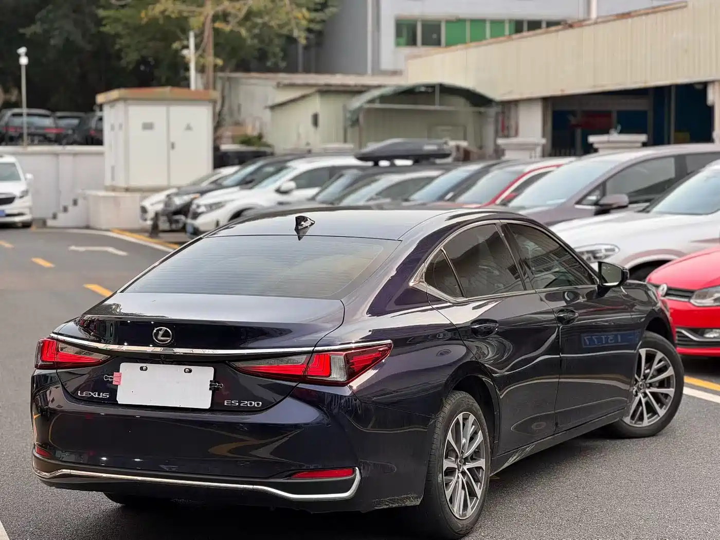 LEXUS ES