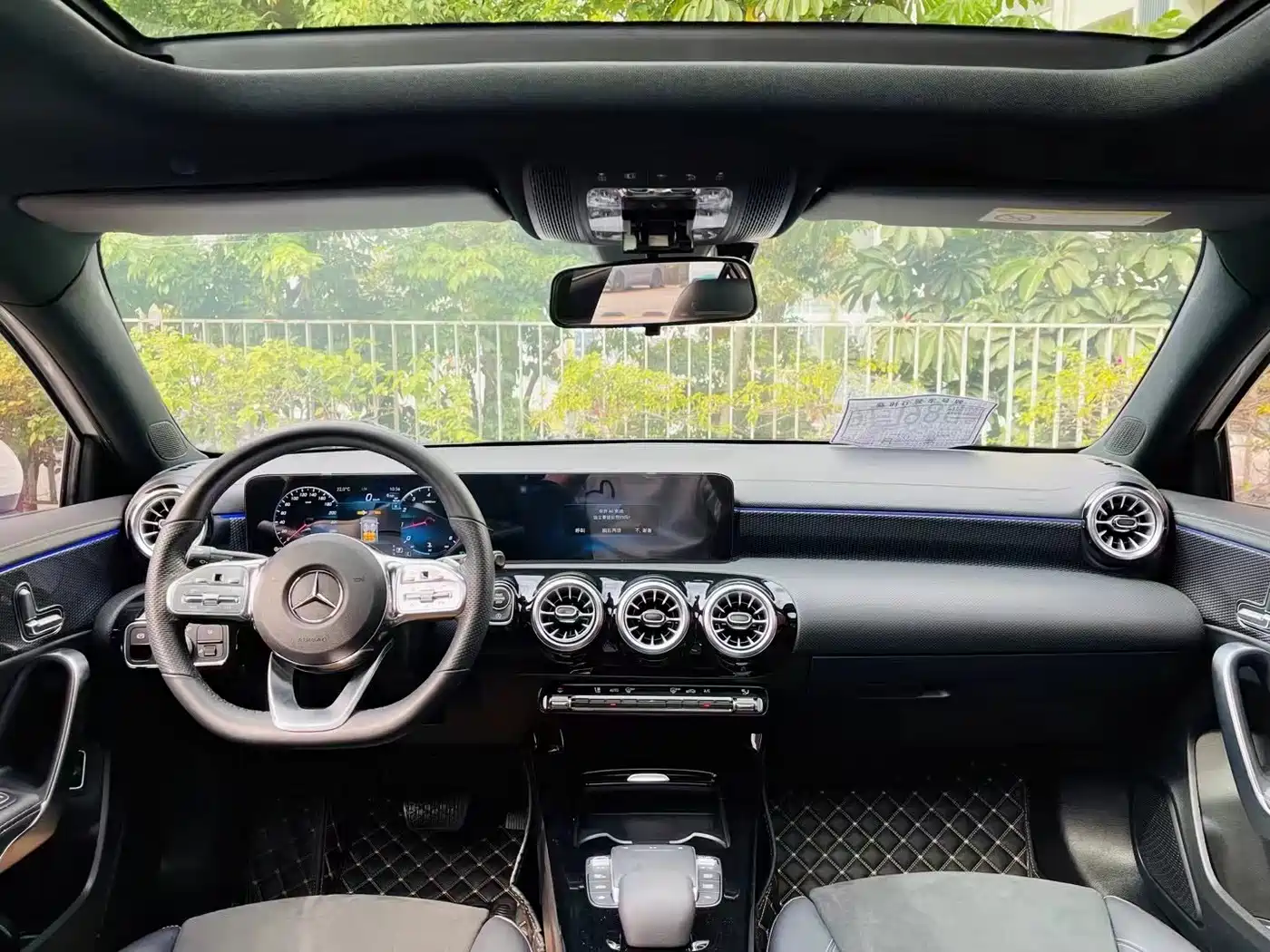 Mercedes-Benz A-Class 2023 A 200 L Fashion фото 6