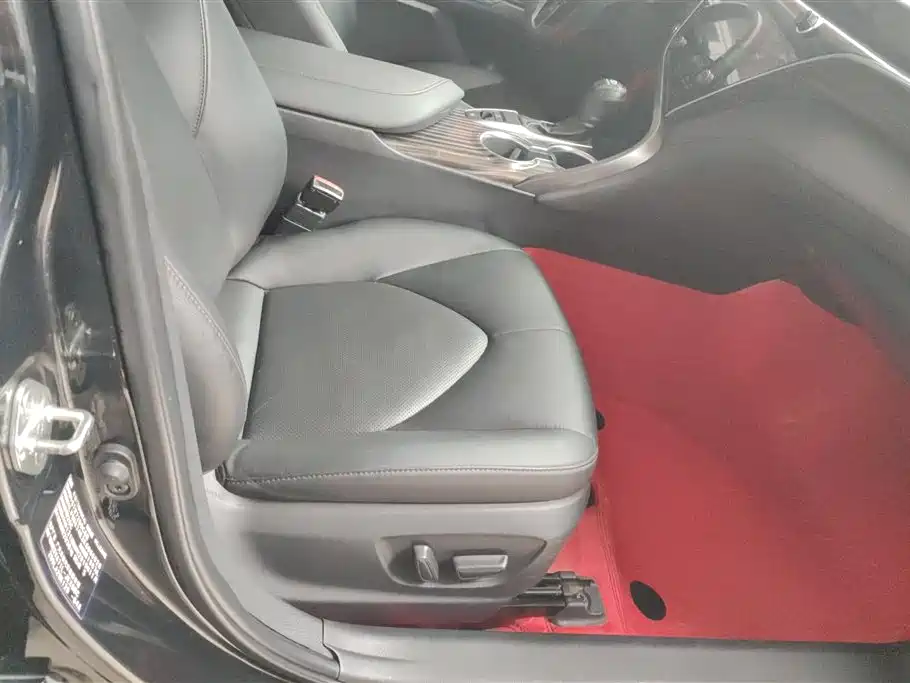 Toyota Camry 2019 Facelift 2.0G Luxury Edition фото 8