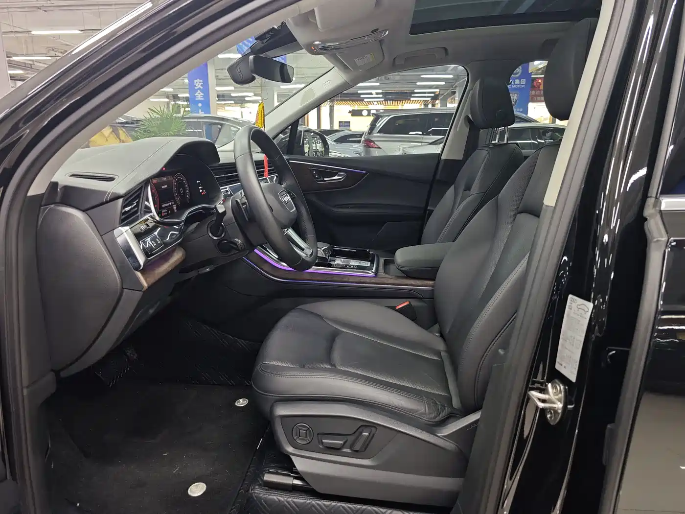 AUDI Q7