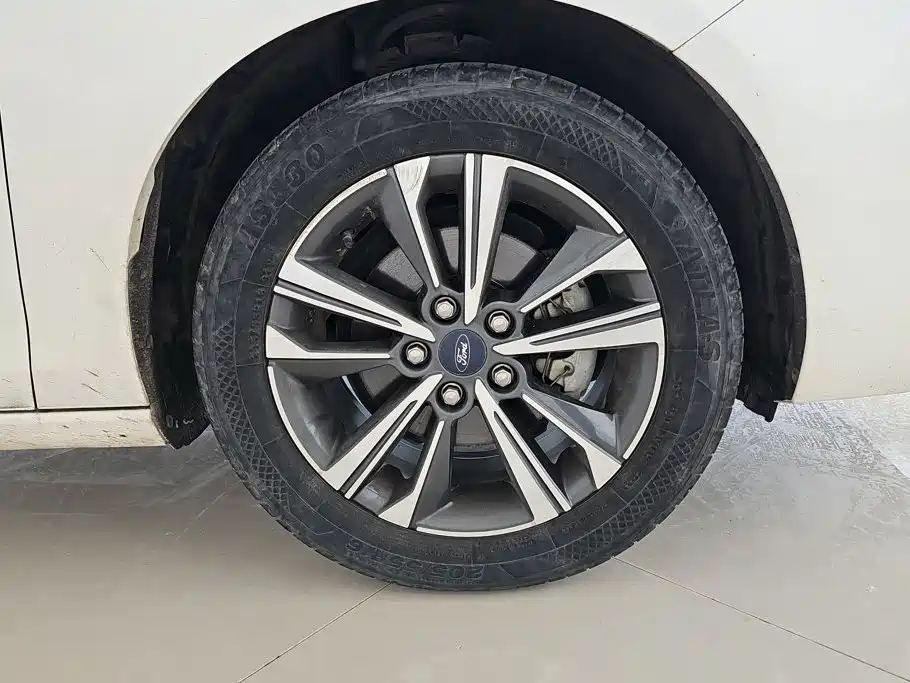 Ford Escort 2022 2021 1.5L Automatic Diamond Edition