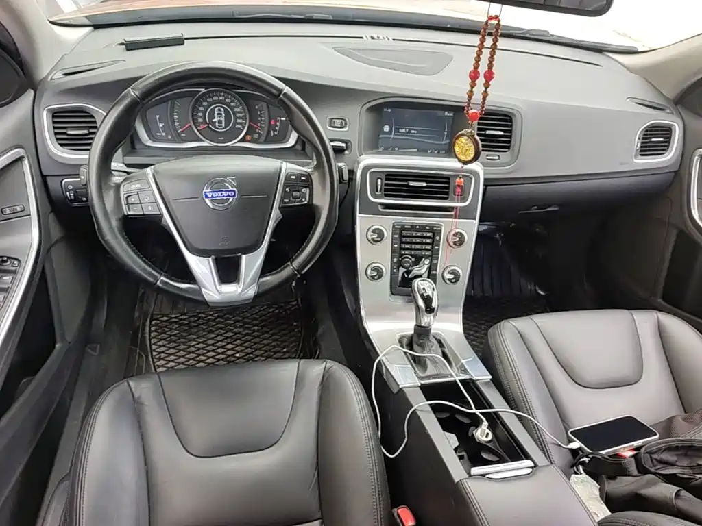 Volvo S60 2015 2015 S60L 2.0T Smart Vision