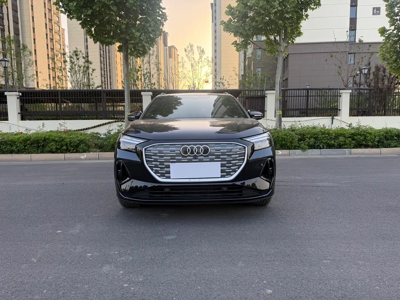 Audi Q4 e-tron 2022 40 e-tron Pioneer Edition фото 2