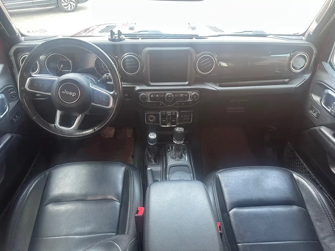 Jeep Wrangler 2024 2021 2.0T Sahara Four-Door