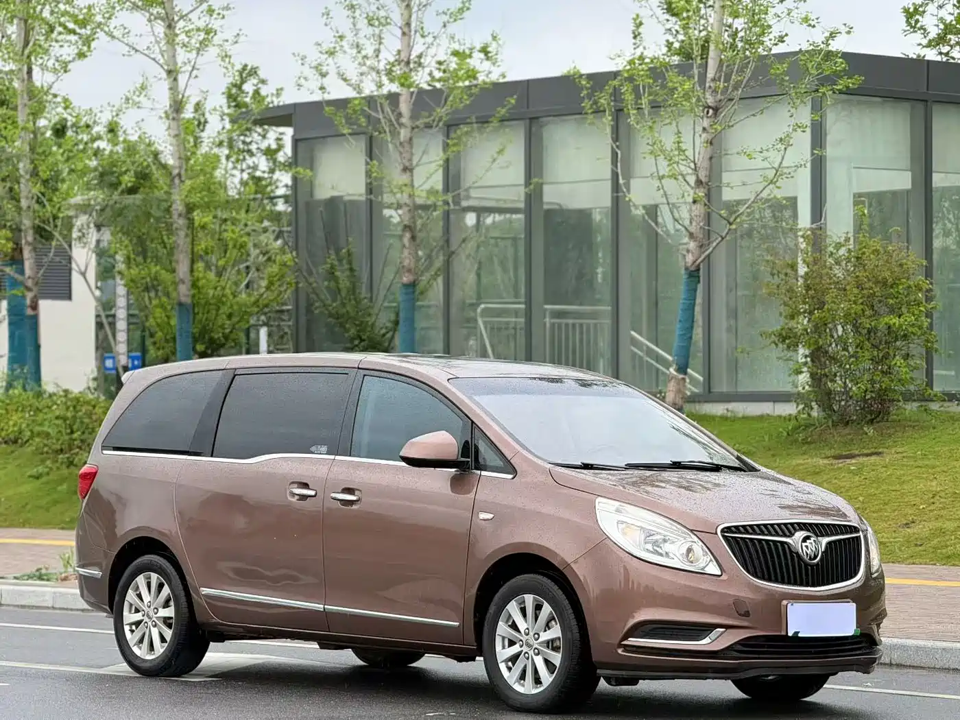 Buick GL8 2018 28T Luxury Model China VI фото 3
