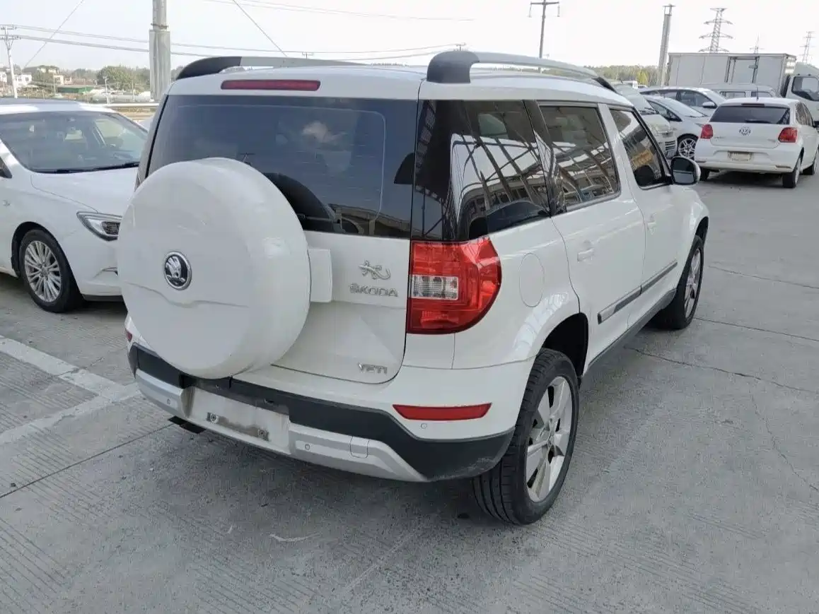 صورة 8 - Škoda Yeti