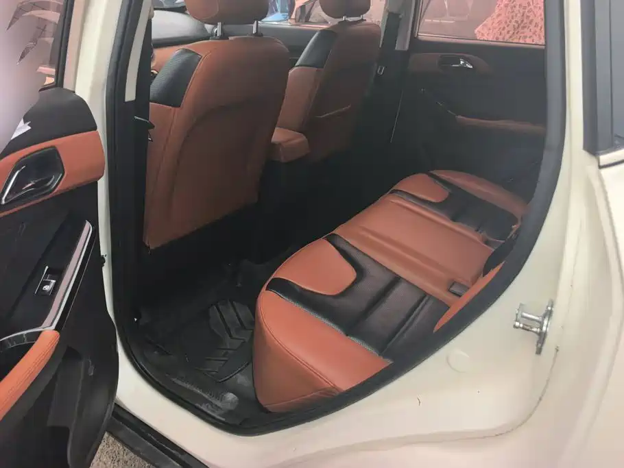 BAIC Senova X35 2017 2016 1.5L Automatic Luxury Edition